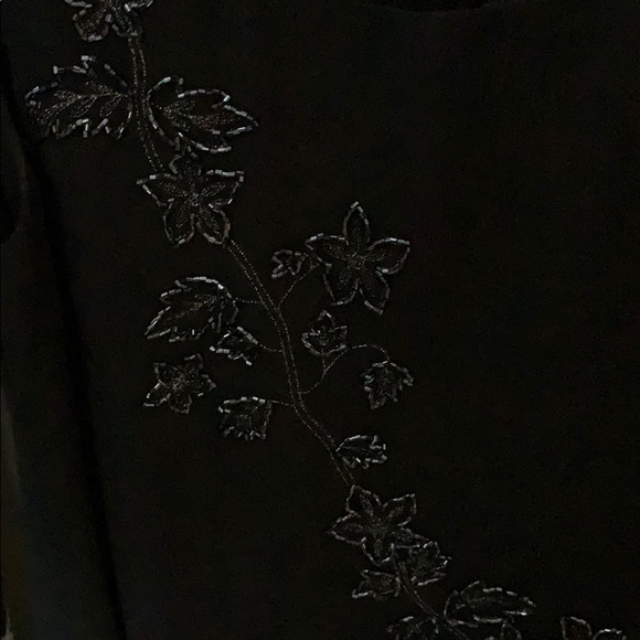 Liz Claiborne - Picture 2 of 3